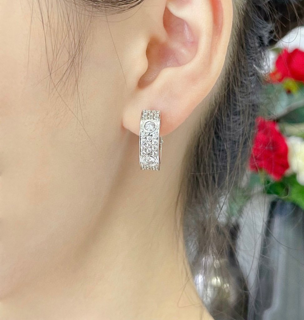 [Eterna Jewels]LOVE 5.5MM DIAMOND PAVED EARRINGS
