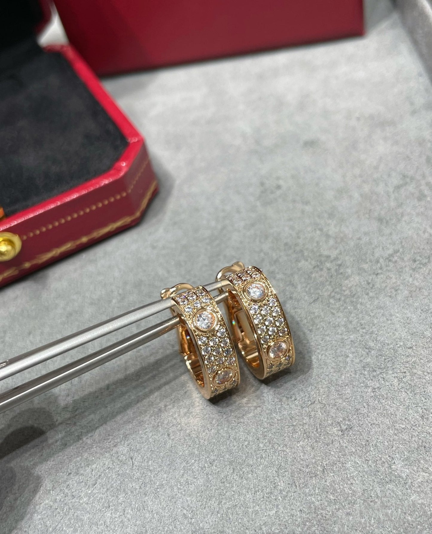 [Eterna Jewels]LOVE 5.5MM DIAMOND PAVED EARRINGS