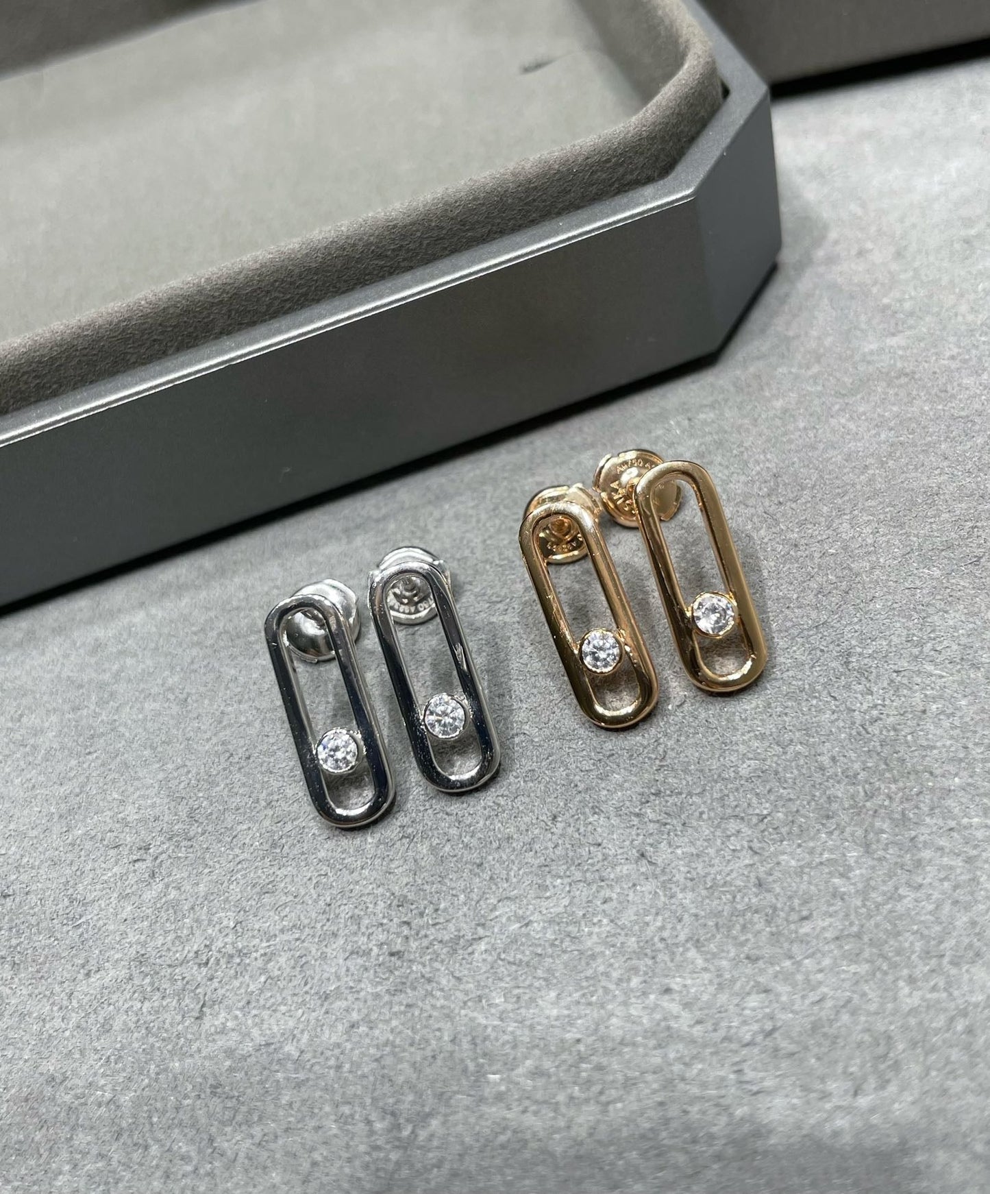 [Eterna Jewels]MOVE UNO SMALL 1 DIAMOND EARRINGS